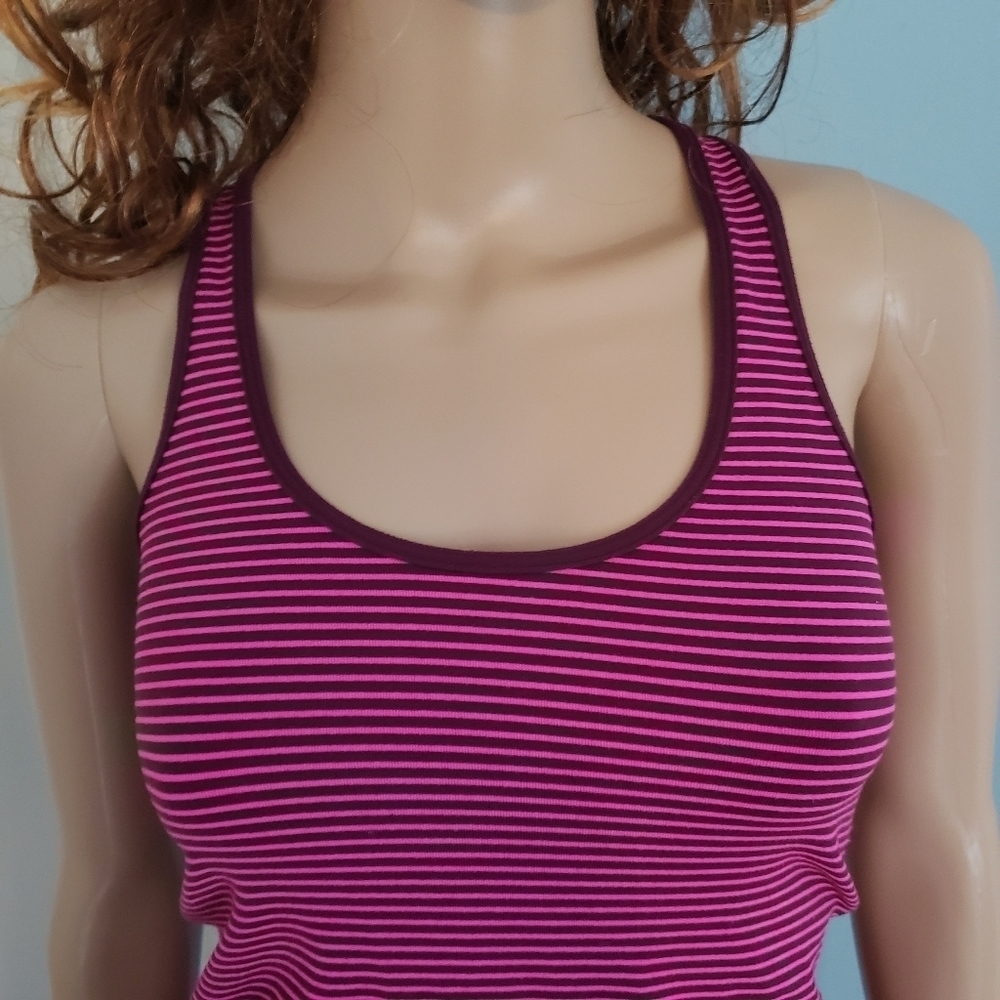 𝅺Lululemon Cool Racerback Tank Top Size 6 Raspberry Glow Plum - Picture 8 of 10